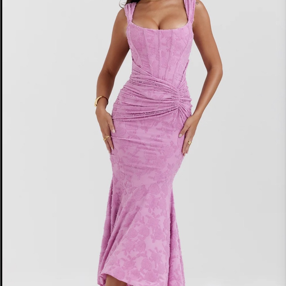 Viral Elegant Lavender Lace Dress
